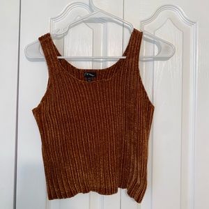 Brown crop top thick material very cozy